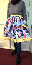 Load image into Gallery viewer, Apron, waist-length, patchwork
