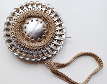 Load image into Gallery viewer, Purse, Ringpull, Pinwheel