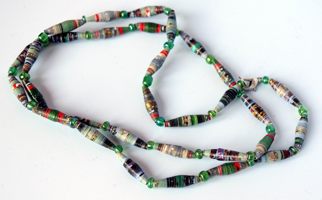 Necklace, Paper Beads, single strand – Zabbaleen Products